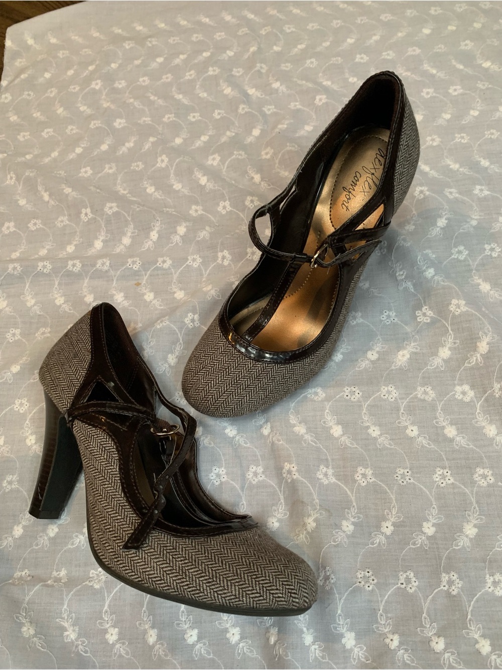 dexflex comfort Brown Herringbone T-Strap High Heels